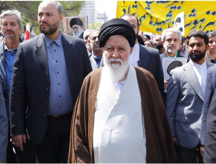 حضور مردم در ۲۲ بهمن تجلی پیوند عمیق ملت با ولایت است