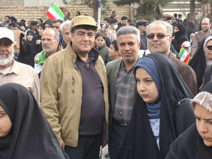 تصاویر/ حماسی و پرشور مردم کاشان در راهپیمایی 22 بهمن