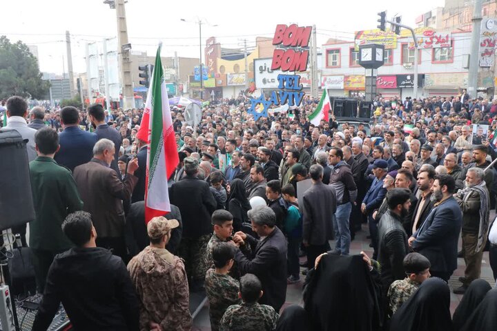 تصاویر/ راهپیمایی یوم الله ۲۲ بهمن با حضور پرشور مردم انقلابی قرچک