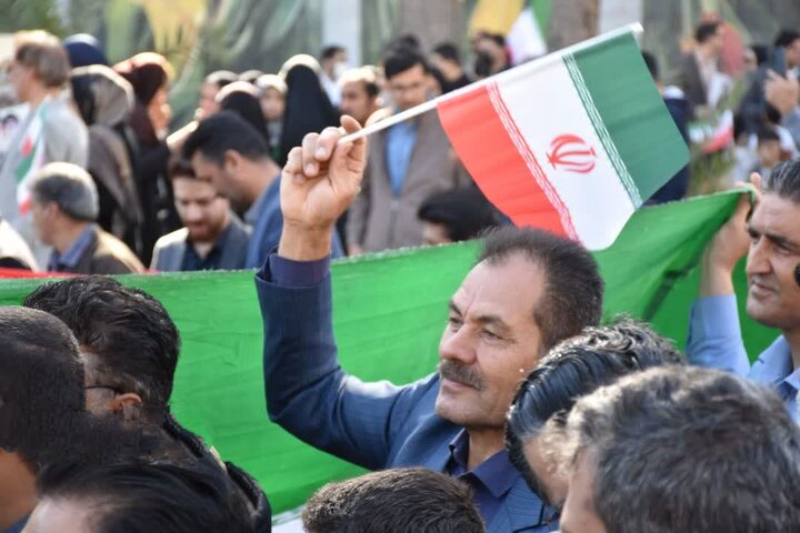 تصاویر/ حضور پرشور مردم زاهدان در بهار انقلاب