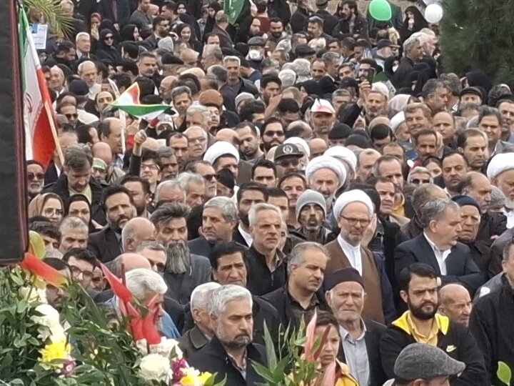 تصاویر/ جشن یوم الله 22 بهمن در میدان جهاد کاشان