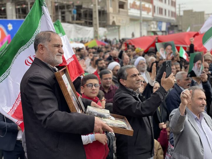 تصاویر/ مراسم راهپیمایی یوم الله ۲۲ بهمن سال در ملارد