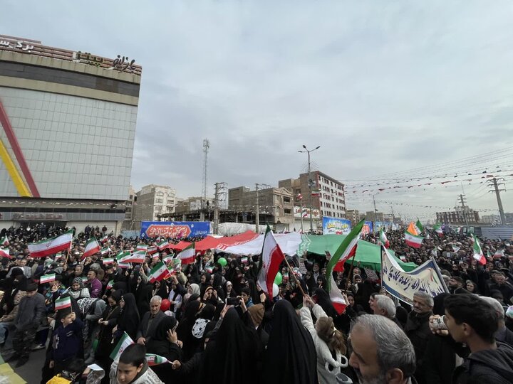 تصاویر/ مراسم راهپیمایی یوم الله ۲۲ بهمن سال در ملارد