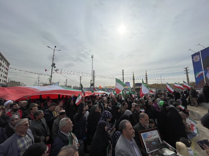 تصاویر/ مراسم راهپیمایی یوم الله ۲۲ بهمن سال در ملارد