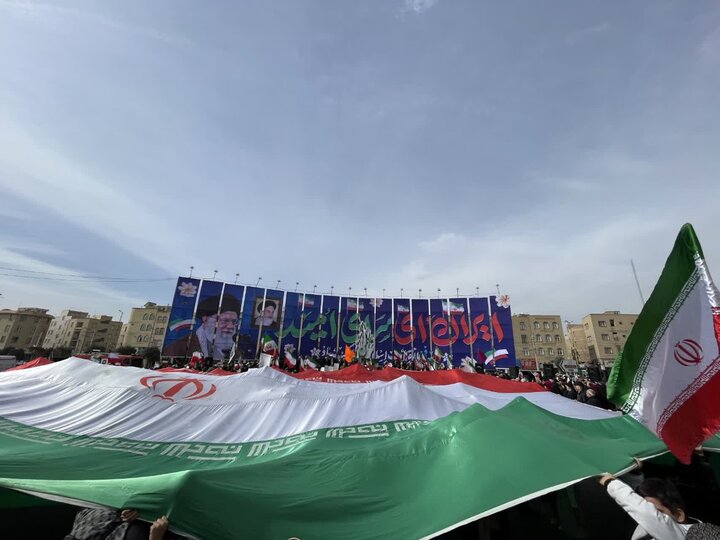 تصاویر/ مراسم راهپیمایی یوم الله ۲۲ بهمن سال در ملارد