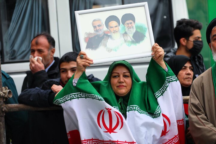 تصاویر / خروش همدانی ها در سالگرد پیروزی انقلاب اسلامی