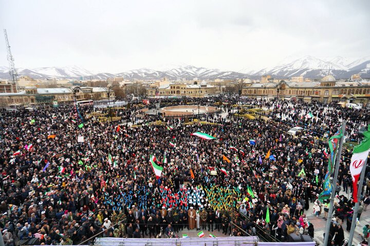 تصاویر / خروش همدانی ها در سالگرد پیروزی انقلاب اسلامی