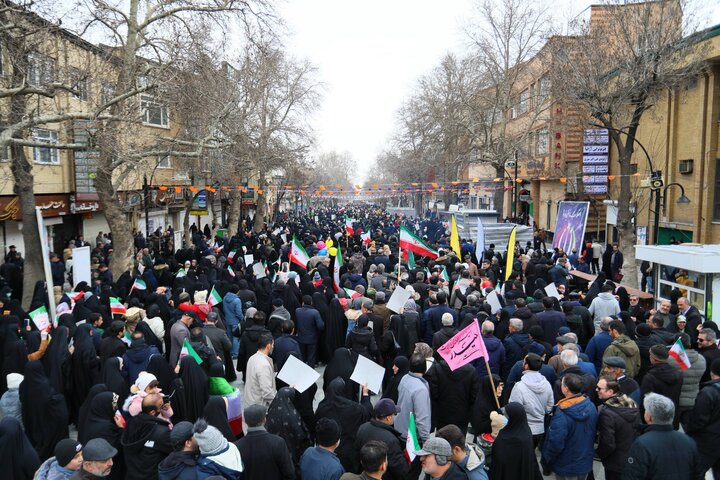 تصاویر / خروش همدانی ها در سالگرد پیروزی انقلاب اسلامی