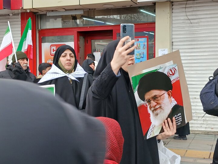 تصاویر /راهپیمایی ۲۲ بهمن در مشهد مقدس