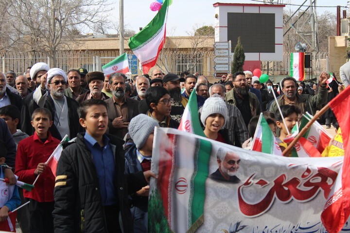 تصاویر/ مراسم راهپیمایی یوم‌الله ۲۲ بهمن در شهر جوپار