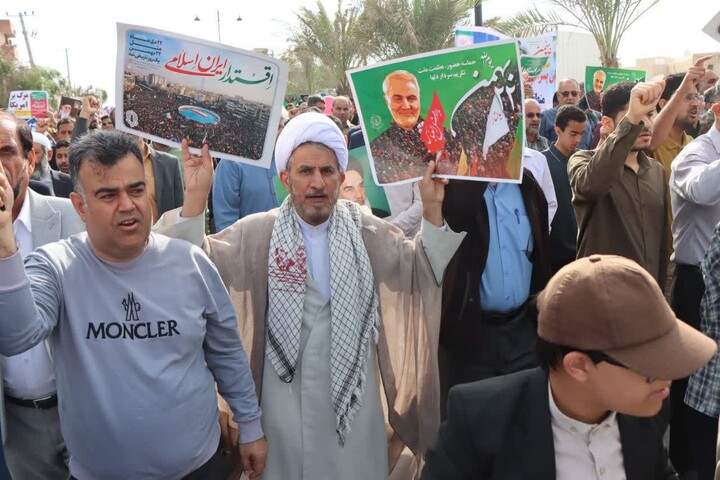 تصاویر/ راهپیمایی ۲۲ بهمن در عالیشهر