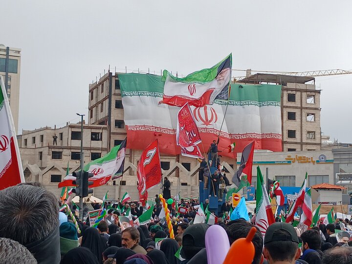 تصاویر/ راهپیمایی ۲۲بهمن در مشهدمقدس