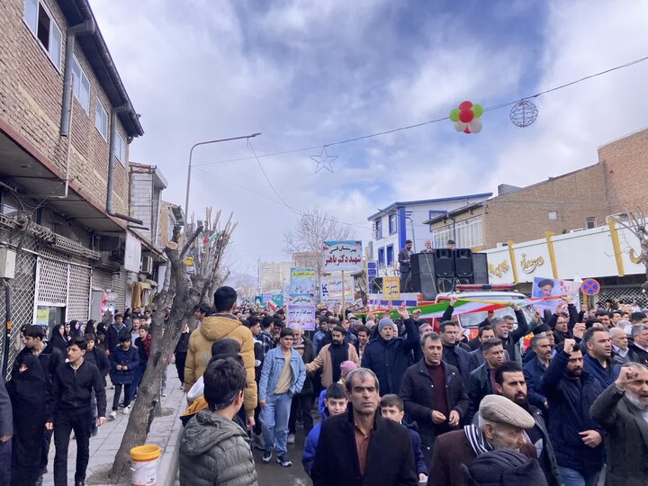 تصاویر/ مراسم راهپیمایی ۲۲ بهمن در نقده