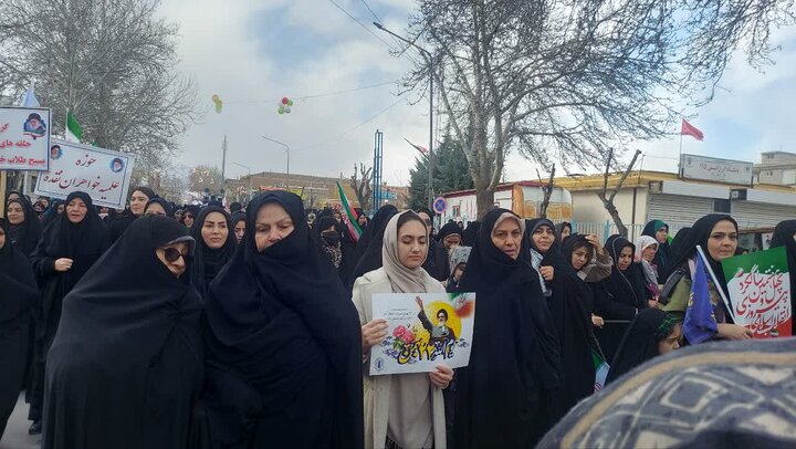 تصاویر/ مراسم راهپیمایی ۲۲ بهمن در نقده