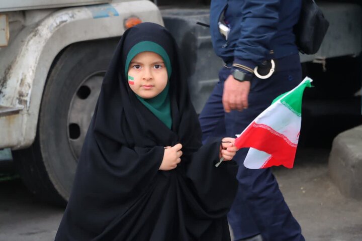 راهپیمایی باشکوه یوم‌الله 22 بهمن در اسلامشهر