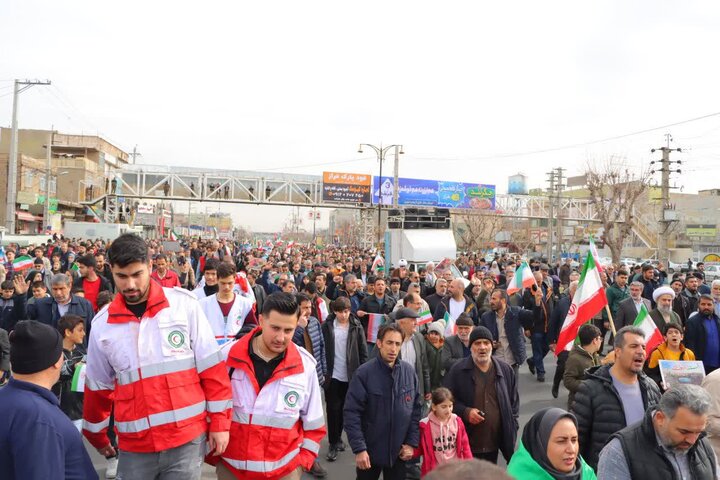 راهپیمایی باشکوه یوم‌الله 22 بهمن در اسلامشهر