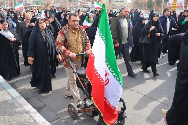 راهپیمایی باشکوه یوم‌الله 22 بهمن در اسلامشهر