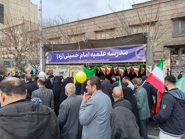 تصاویر / لبیک مردم شهر تهران به فرمان امام خامنه ای