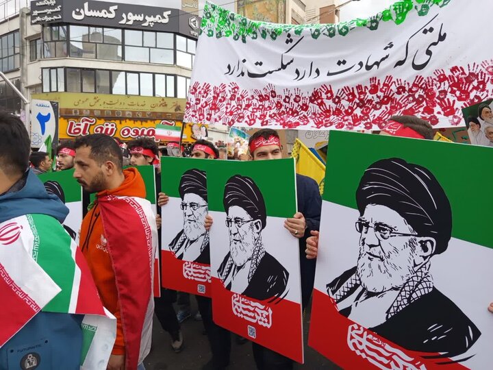 تصاویر / لبیک مردم شهر تهران به فرمان امام خامنه ای