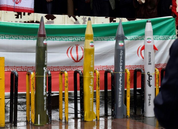 تصاویر/ خروش مردم سنندج در راهپیمایی 22 بهمن