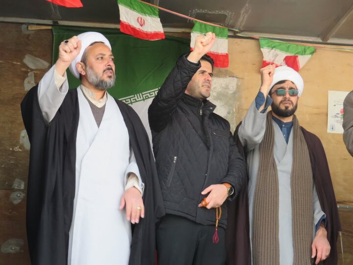 تصاویر/ راهپیمایی مردم شاهین دژ در حماسه ۲۲ بهمن