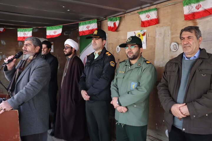 تصاویر/ راهپیمایی مردم شاهین دژ در حماسه ۲۲ بهمن