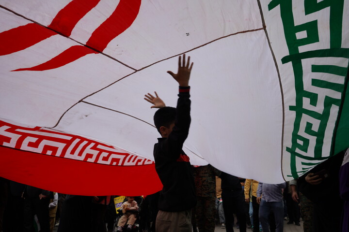 راهپیمایی باشکوه مردم اهواز در یوم الله 22 بهمن