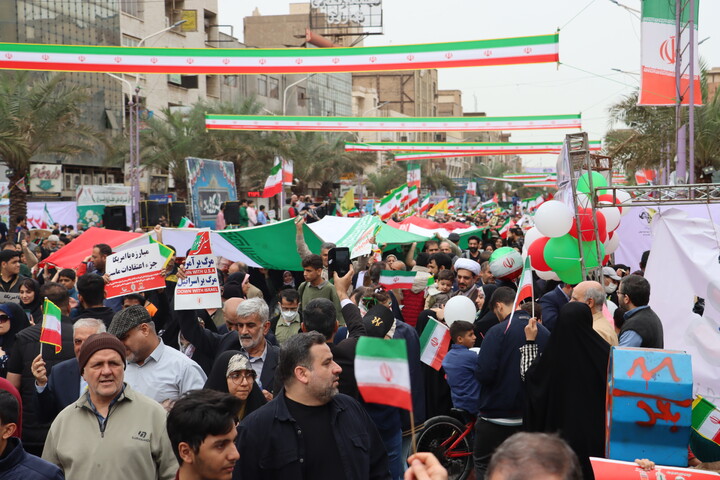 راهپیمایی باشکوه مردم اهواز در یوم الله 22 بهمن