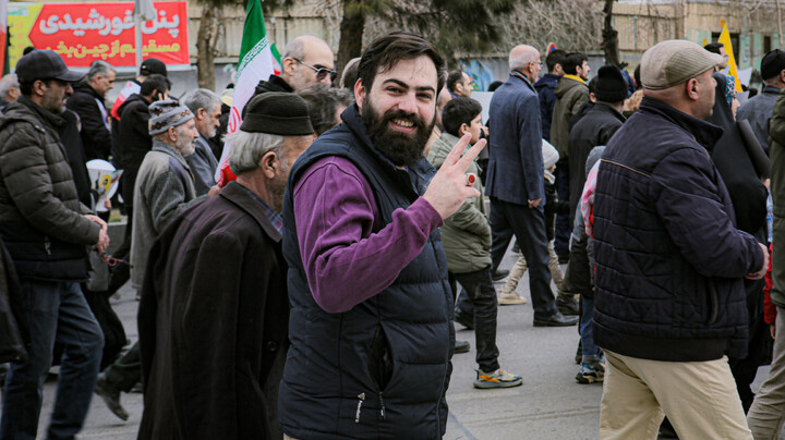 تصاویر/حضور پرشور طلاب و روحانیون و مردم همدان در راهپیمایی ۲۲ بهمن