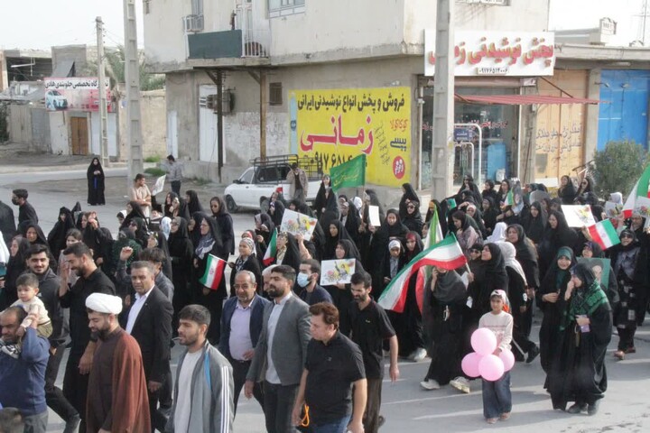 تصاویر/ راهپیمایی ۲۲ بهمن در چغادک