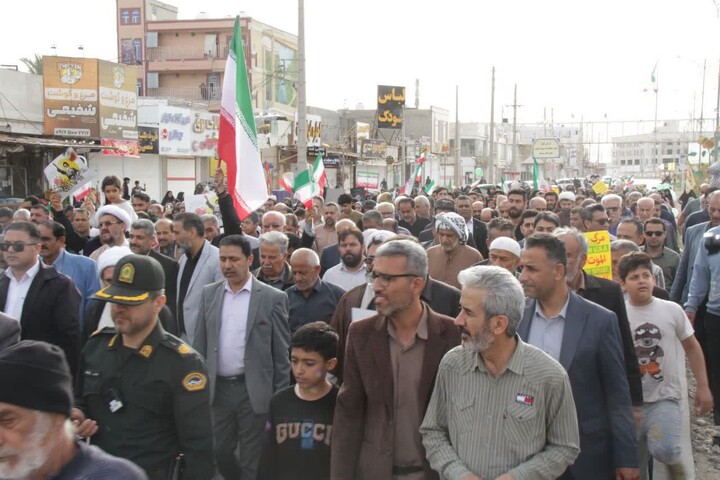 تصاویر/ راهپیمایی ۲۲ بهمن در چغادک