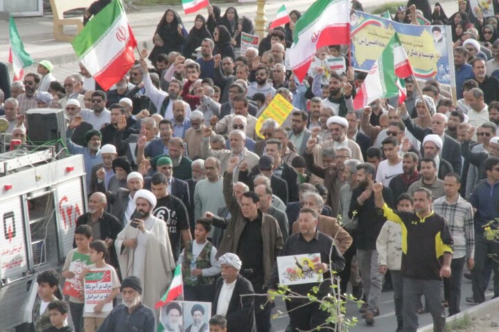 تصاویر/ راهپیمایی ۲۲ بهمن در چغادک