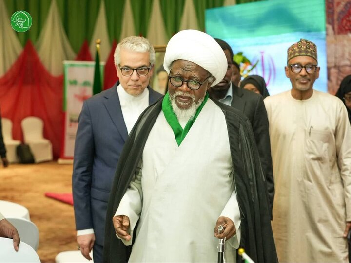 Photos/Sheikh Zakzaky présent à la commémoration du 47ᵉ anniversaire de la Révolution islamique à l’ambassade d’Iran à Abuja