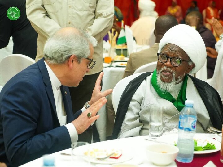 Photos/Sheikh Zakzaky présent à la commémoration du 47ᵉ anniversaire de la Révolution islamique à l’ambassade d’Iran à Abuja