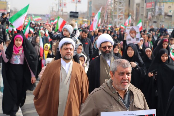 تصاویر/ لبیک شهرستان اسلامشر به رهبر معظم انقلاب