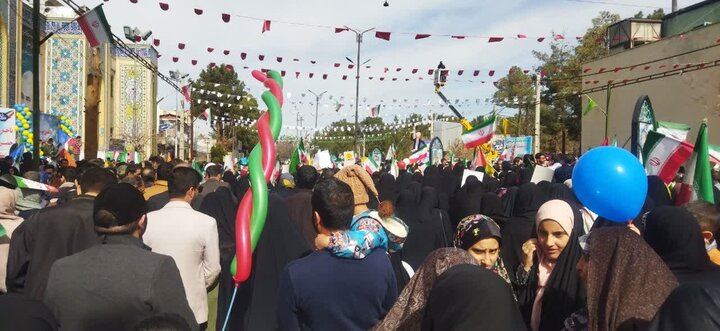تصاویر/ مراسم راهپیمایی یوم‌الله ۲۲ بهمن در شهر کرمان