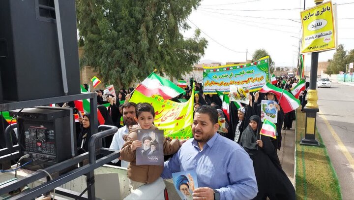 تصاویر/ مراسم راهپیمایی یوم‌الله ۲۲ بهمن در شهر صفائیه