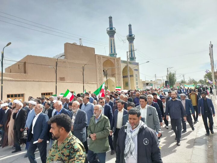 تصاویر/ مراسم راهپیمایی یوم‌الله ۲۲ بهمن در شهر صفائیه