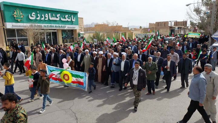 تصاویر/ مراسم راهپیمایی یوم‌الله ۲۲ بهمن در شهر صفائیه