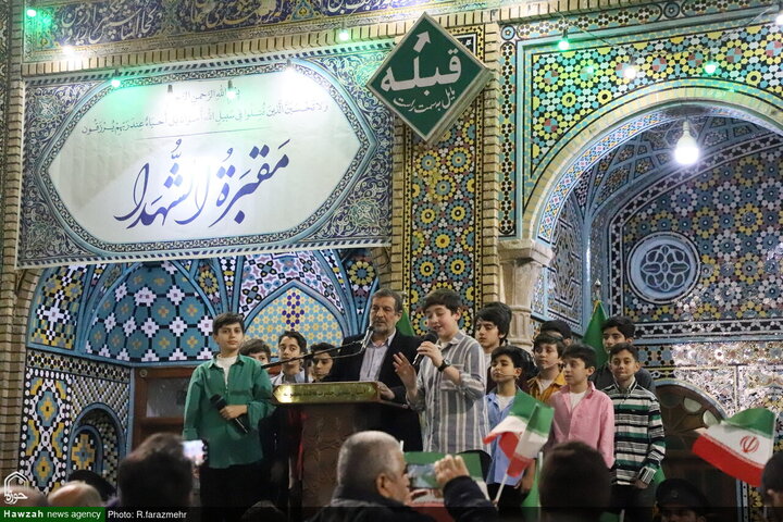 Photos/47e Anniversaire : Qom honore la Révolution par l’appel sacré du « Allahu Akbar »