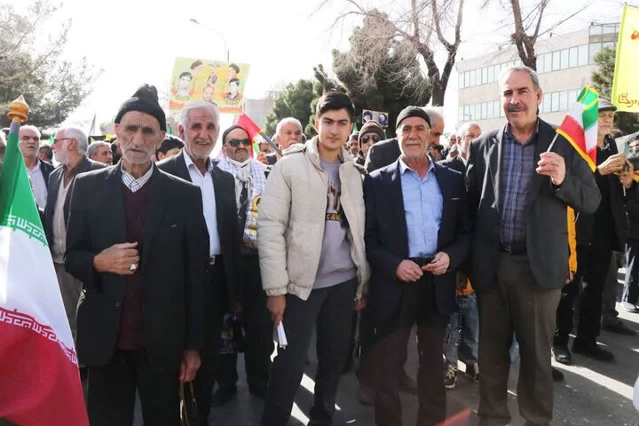 تصاویر/ مراسم راهپیمایی یوم‌الله ۲۲ بهمن رفسنجان