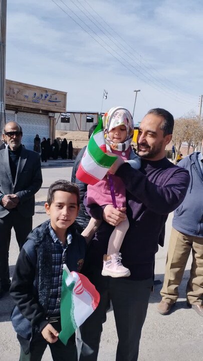 تصاویر/ مراسم راهپیمایی یوم‌الله ۲۲ بهمن در شهر کوهبنان