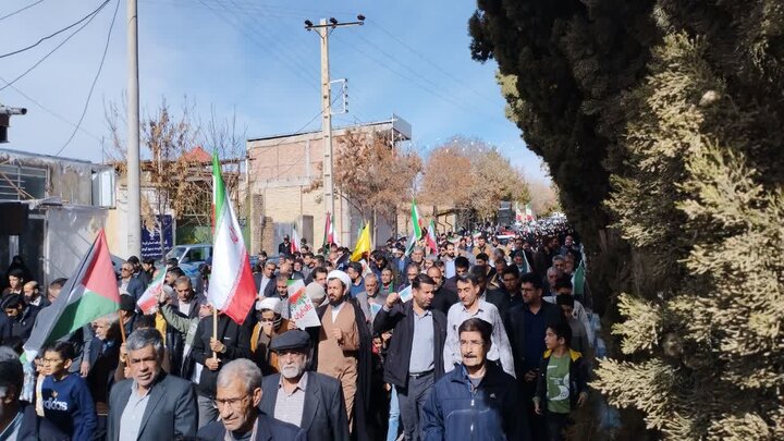 تصاویر/ مراسم راهپیمایی یوم‌الله ۲۲ بهمن در شهر کوهبنان
