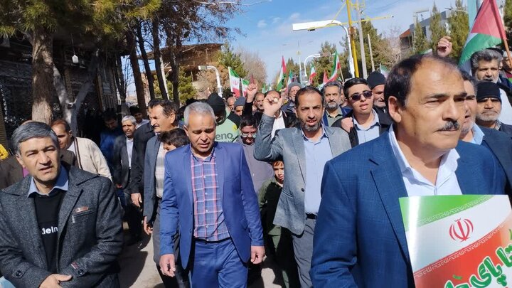 تصاویر/ مراسم راهپیمایی یوم‌الله ۲۲ بهمن در شهر کوهبنان