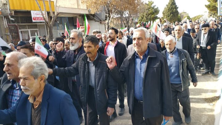 تصاویر/ مراسم راهپیمایی یوم‌الله ۲۲ بهمن در شهر کوهبنان