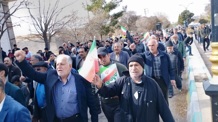 تصاویر/ مراسم راهپیمایی یوم‌الله ۲۲ بهمن در شهر کوهبنان