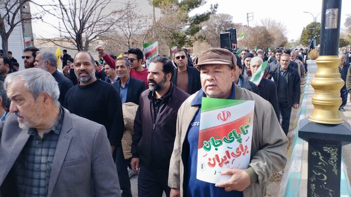 تصاویر/ مراسم راهپیمایی یوم‌الله ۲۲ بهمن در شهر کوهبنان