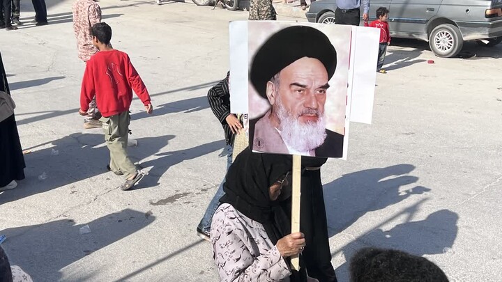 تصاویر/ راهپیمایی ۲۲ بهمن در کنگان