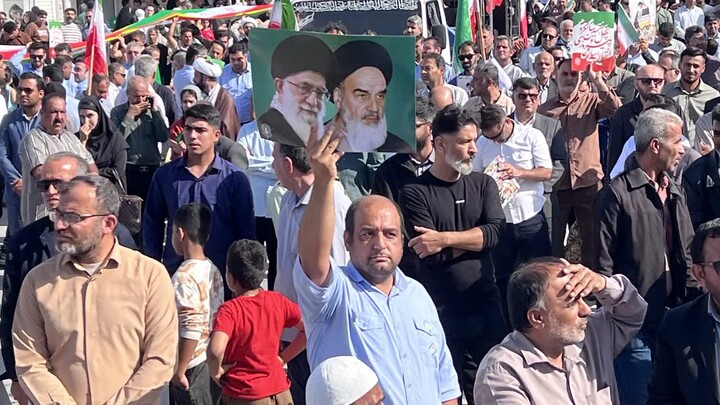 تصاویر/ راهپیمایی ۲۲ بهمن در کنگان