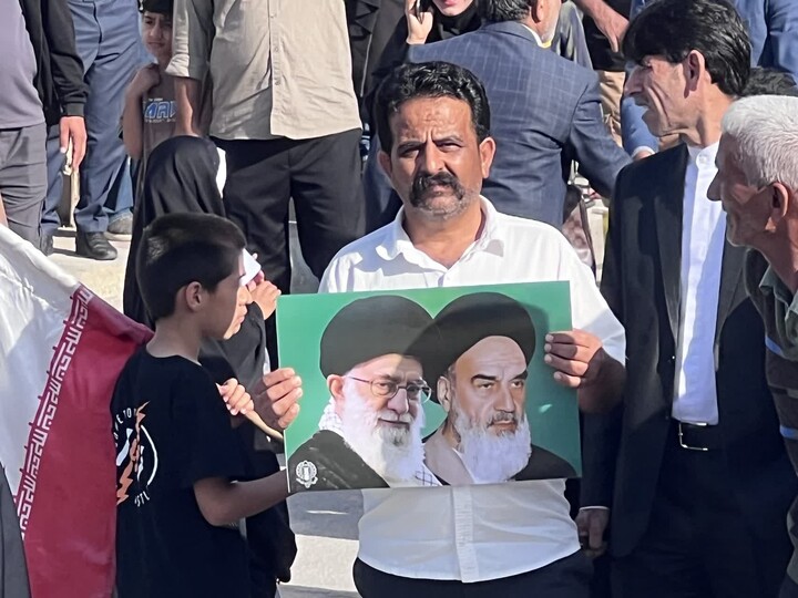 تصاویر/ راهپیمایی ۲۲ بهمن در کنگان